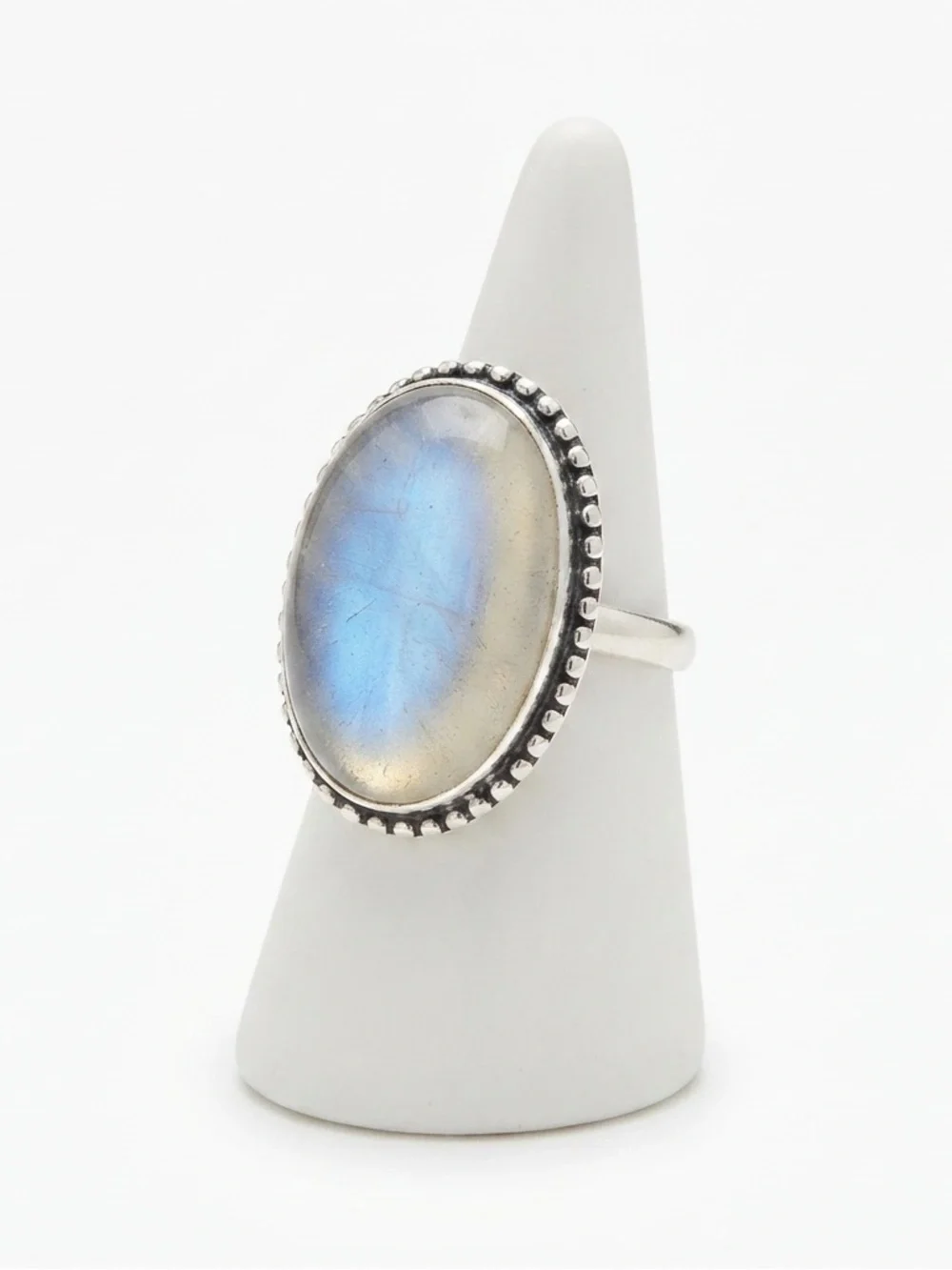 New Artisan Rare Natural Moonstone 925 Sterling Silver Oval Beaded Bezel Ring